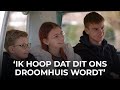 Gezin is dolblij met droomhuis! | Kinderen kopen een huis
