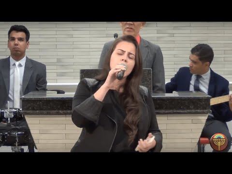 OLHANDO PARA CRISTO - MARIA EDUARDA LAMAS