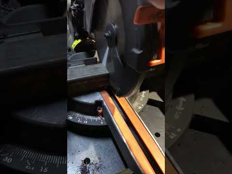 Pjovimo diskas Evolution EVO-255-40-D; 255 mm; Z40 video
