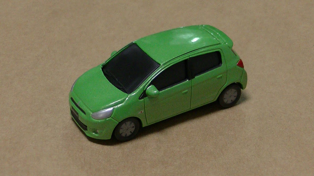 三菱のお店でもらったミラージュ