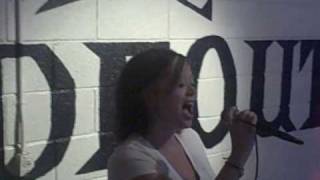Jessica Spencer Singing If I Were A Boy Karaoke Hideout Bar 6-24-09