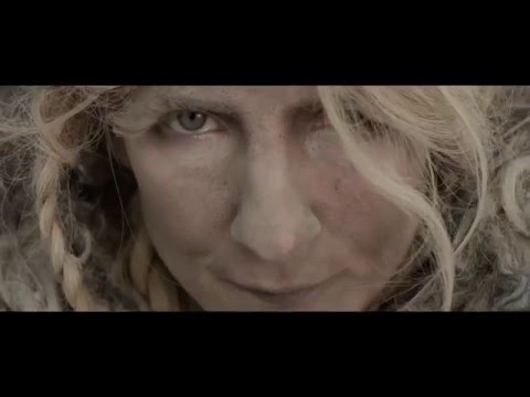 iamamiwhoami; idle talk