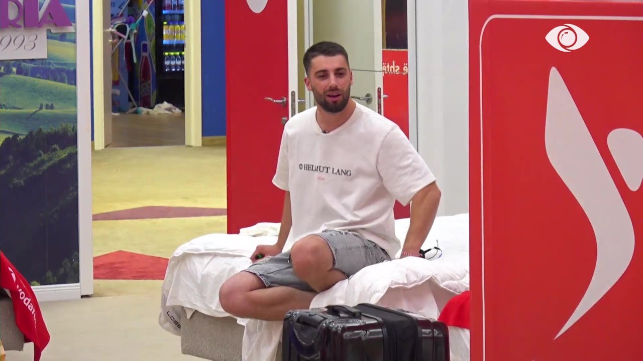 “Ti ta ul nivelin e bisedës fare”/ Romeo-Meritonit: Do qaj për ty kur të dalësh nga shtëpia