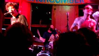 Deer Tick   Walkin Out the Door   Wellfleet MA 8 25 11