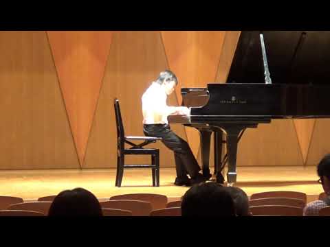 小学3年生 ピアノ発表会 「お人形の夢と目覚め」 ▶