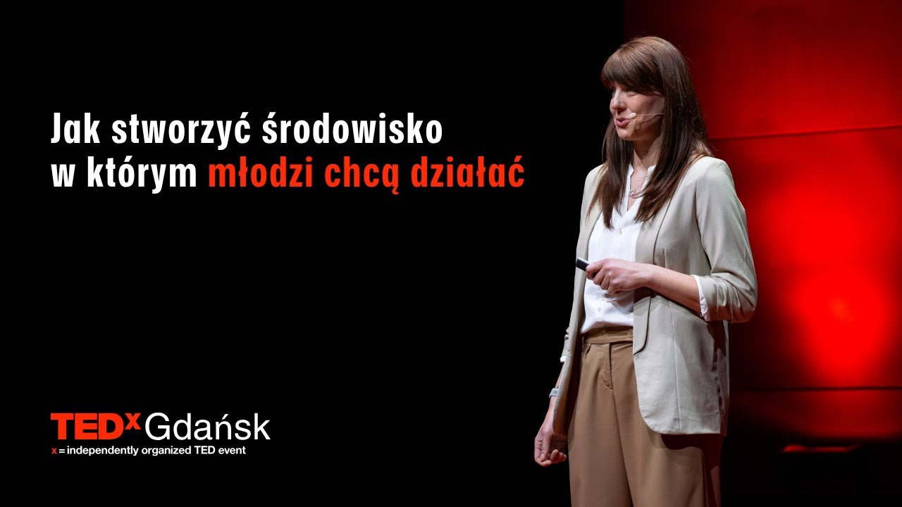 Przestrzenie, w których rośnie odwaga | Alicja Świtlik | TEDxGdansk
