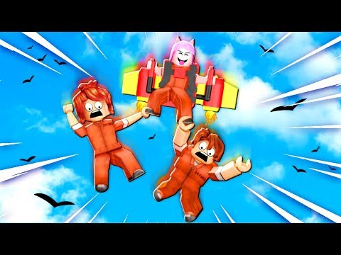 City - fugindo com a mochila voadora roblox mad city