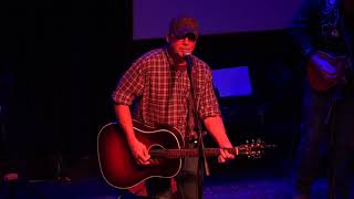 It Ain&#39;t Easy Being Me - Chris Knight