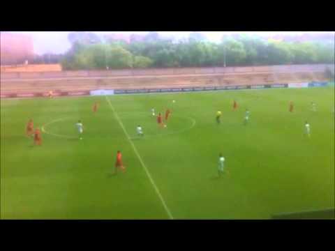 Resumen del encuentro Betis B-El Palo en la ciudad deportiva Luis del Sol (3-1)