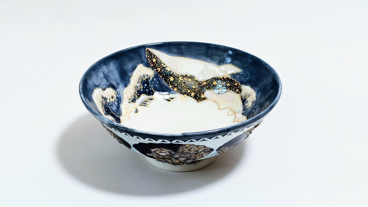 【 #陶芸 】鯨の抹茶碗を描く陶芸家の配信【 #作業雑談 #朝活 】