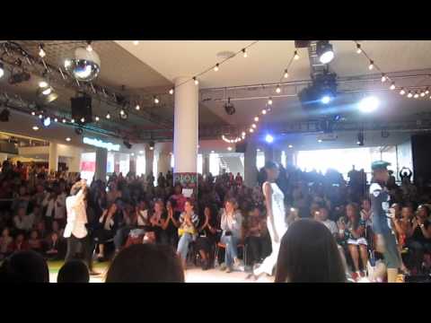 Sindiso Khumalo Africa Utopia Fashion Show 2014