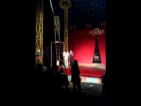 Birrinho presley - Sarafina - Circo Los Agady