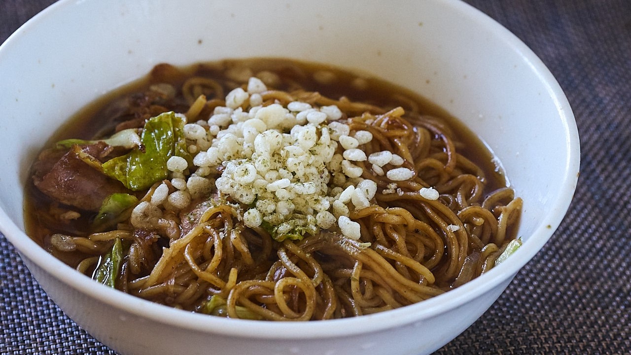 ペヤングを卵に浸すよりうまい食い方