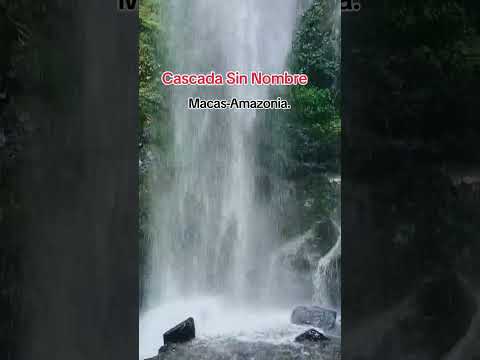 Cascada Sin Nombre. en Macas, MORONA SANTIAGO. AMAZONÍA