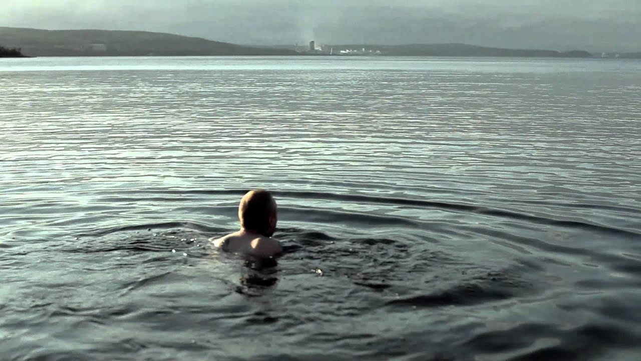 Mange Hellberg – “Simma Eller Sjunk”