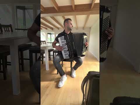 Emanuel Mitrea-E harul tău