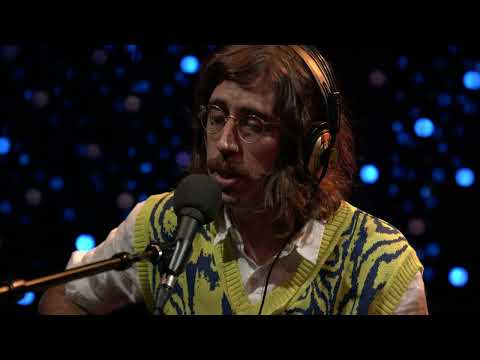 Tim Bernardes - Mesmo Se Você Não Vê (Live on KEXP)