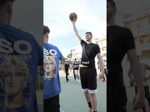 7’1 17 year old Had Some Attitude😂😈🤝 #streetball #basketball #shorts