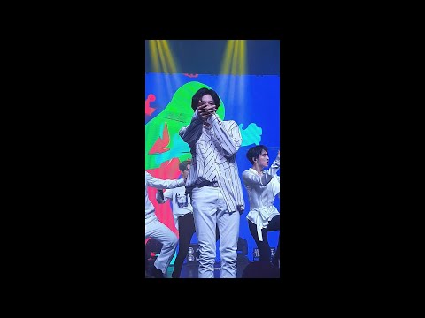 Pentagon PRISM in Paris x LA x Jakarta 펜타곤 - SKATEBOARD 우석 직캠 교차편집 2K(Wooseok fancam stage mix)