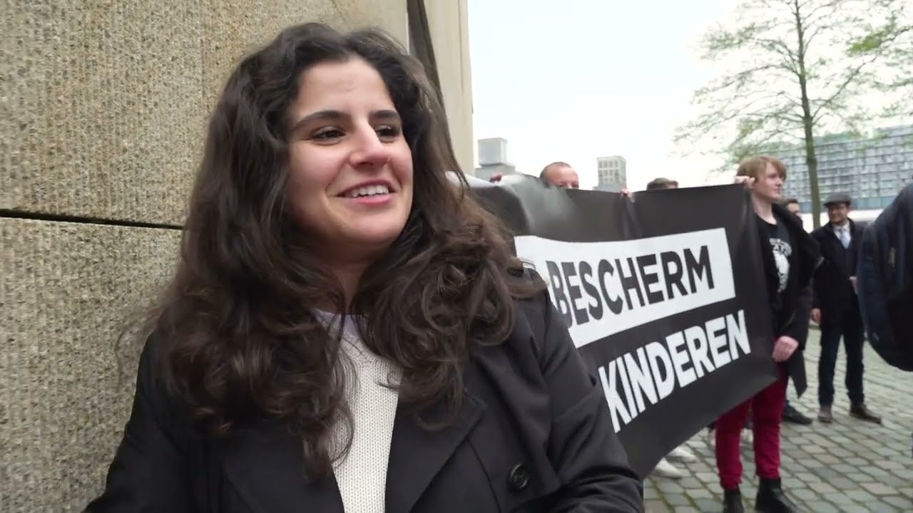 Trailer Eigen Volk Eerst