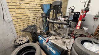 Twin Busch TW X-30 Tyre Changer | Image 4 - Autoline