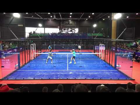 Vivo Buenos Aires padel máster. Alejandro Galán - Juan Mieres vs Martín Piñeiro - Alejandro Ruiz.