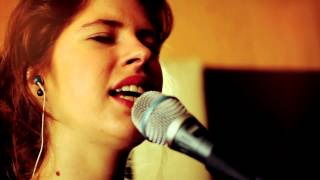 Video Zuzana Mikulcová - Neskoro (v štúdiu 25.1.2013)