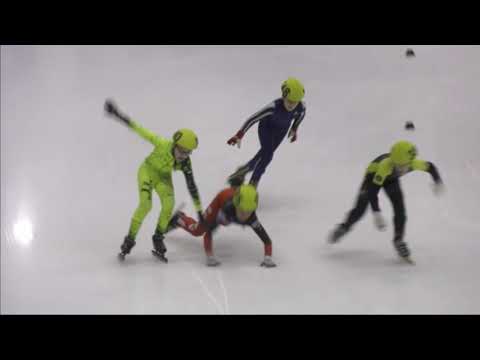 2018 Short Track Santa Claus Cup   Junior E Boys 333m Finals