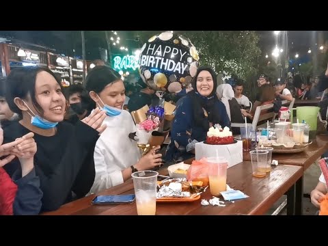 Kejutan Harijadi Untuk Anak Tersayang | Pemain Bassist Sang Hitam Band