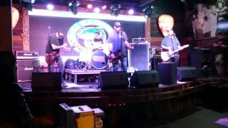 03 Til the End - CJ Ramone Soundcheck - John Bull Floripa (21/10/2015)