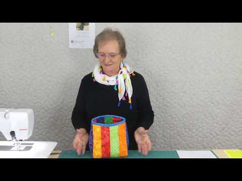 2 1/2" strips projects - Project 07 - Hanging Pocket