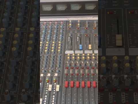 Allen & Heath GL3300-832 8-Group 32-Channel Mixing Console 1990s - Gray image 4