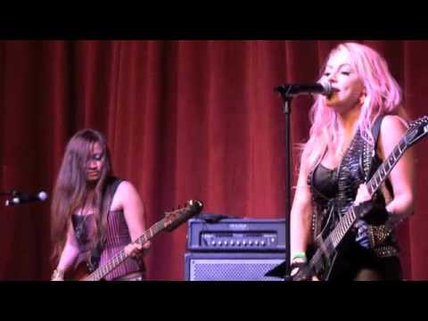 LVictoria , Joey Tafolla perform together during NAMM'16