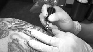 preview picture of video 'Black Diamond Tattoo - Tatouage et Piercing en Ille-et-Vilaine'