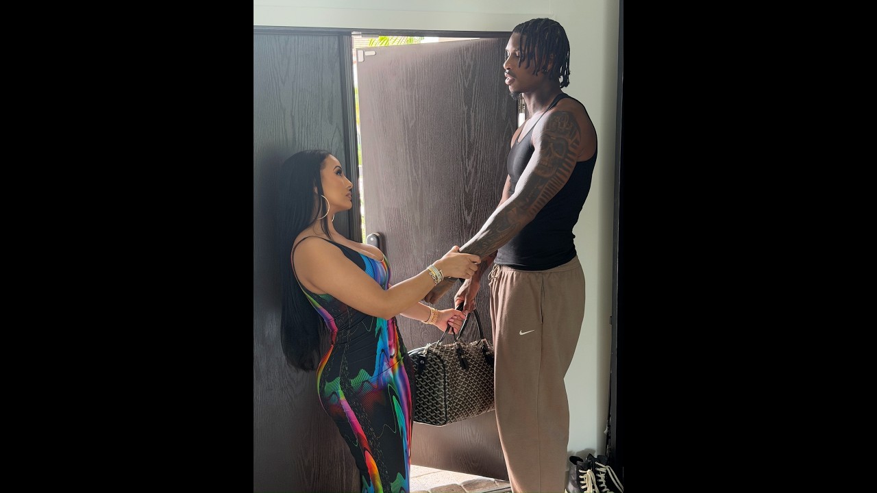 When Delicia begs King not to leave her!