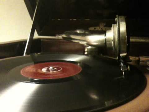 The Broadway Bellhops - There Ain't No Land Like Dixieland To Me. Harmony 504-H