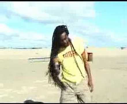 download lagu mp3 mp4 Kongo Banga, download lagu Kongo Banga gratis, unduh video klip Kongo Banga