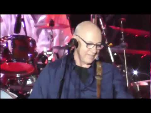 On Every Street - Mark Knopfler (Barcelona SBD 2019-04-25)