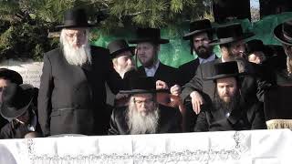 האדמו"ר מסאטמאר אצל הר הצופים מול מקום המקדש בחודש חשון תש"פ | Satmar Rebbe at Har Tzofim