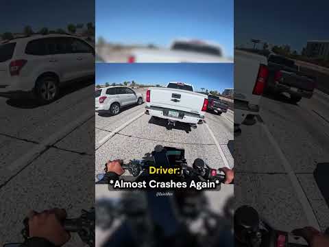 Biker Gets Yelled At For Lane Splitting (Credit: @5alexis_s_b on IG)