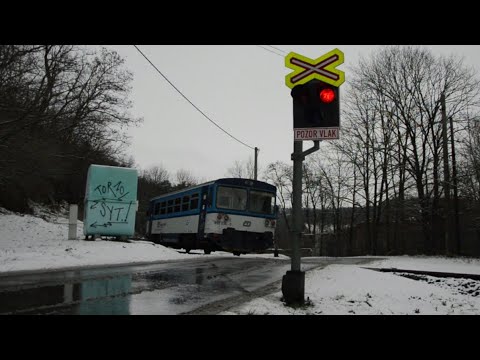 železniční přejezd Zákolany #3 | 04.12.2021 | 1/2 | czech level crossing