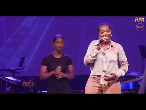 Areatha Anderson Worship at Riichie Keys 2.8 ⎮ The Keys Experience ⎮ LIVE at the Stadsschouwburg