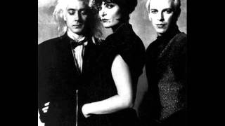 Siouxsie and the Banshees - Dazzle
