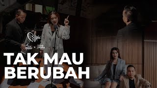 Download lagu Tak Mau Berubah - Aan Story Feat.Vionita mp3 Download lagu Tak Mau Berubah - Aan Story Feat.Vionita mp3