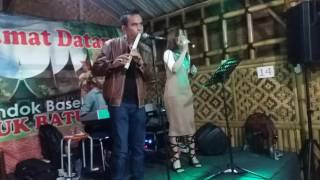 Download lagu Dendang Saluang SINGGALANG JAYA ,Rayola feat Alkawi mp3 Download lagu Dendang Saluang SINGGALANG JAYA ,Rayola feat Alkawi mp3