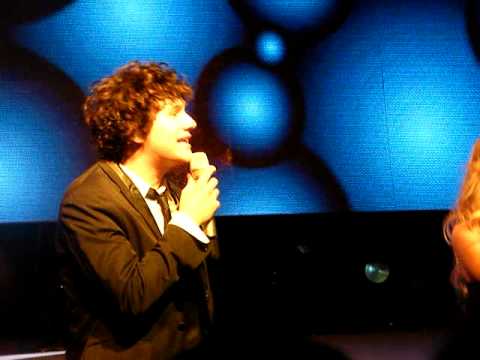 A Stáb /Mark , Tomi , Zimány Linda, Tóth Gabi / - Élünk , ahogy bárki