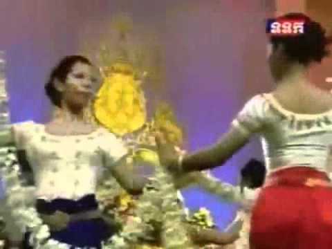 2010 10 30   17th ASEAN Summit Closing Ceremony# 27