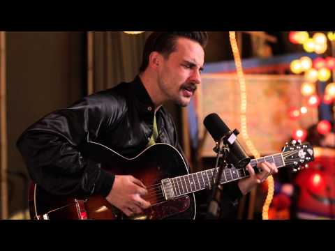 Robert Ellis - Good Intentions (Live In Nashville)