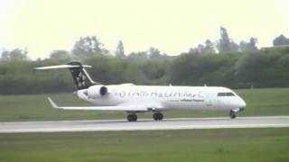 preview picture of video 'Canadair Regional Jet 700 Landing and Take-Off'