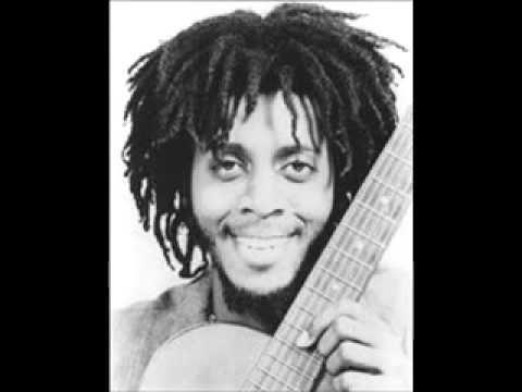 INI KAMOZE   One a dem